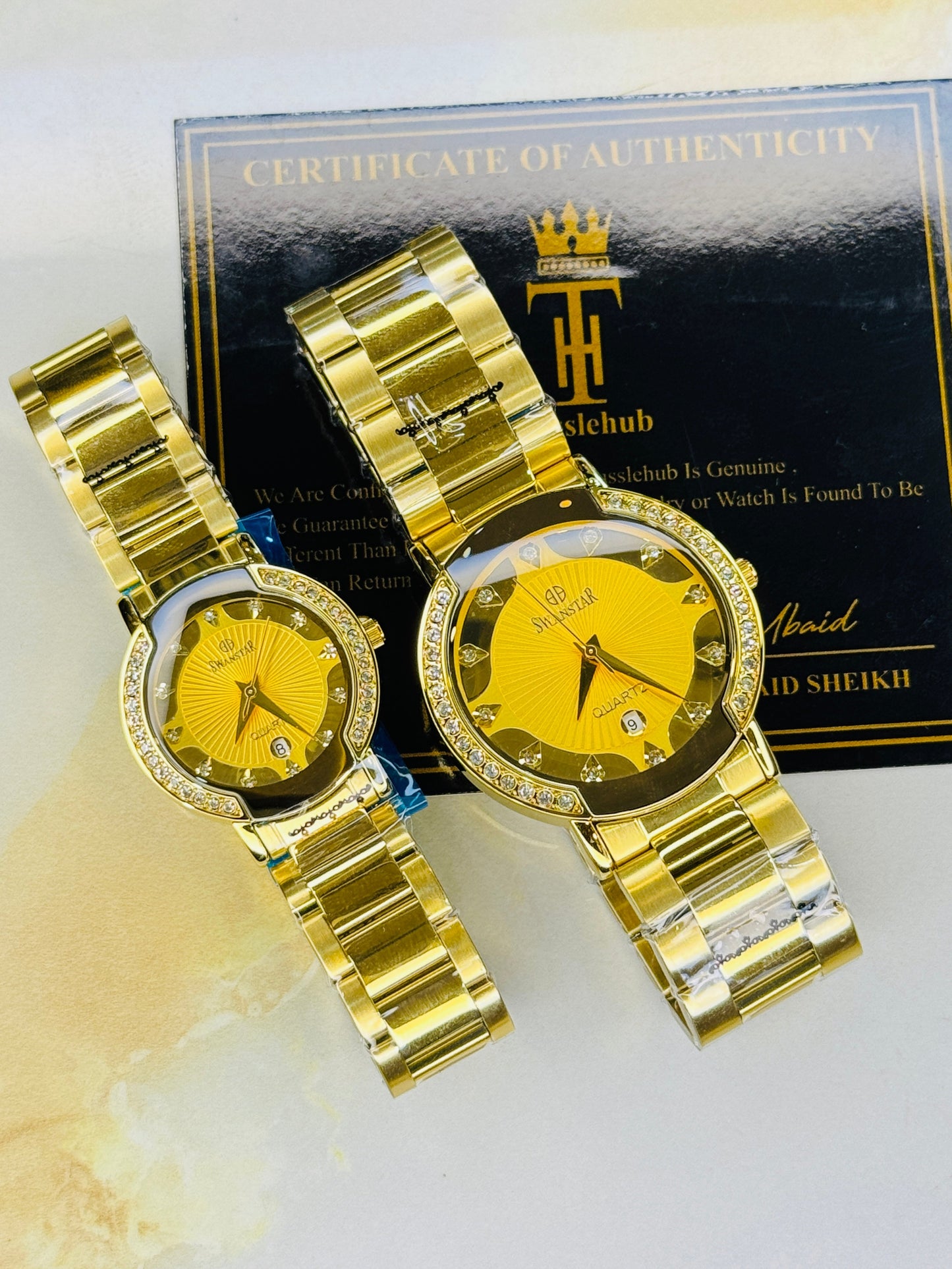 All Gold Sea Star Couple Watch